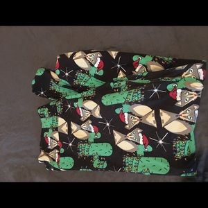 LulaRoe Christmas Leggings